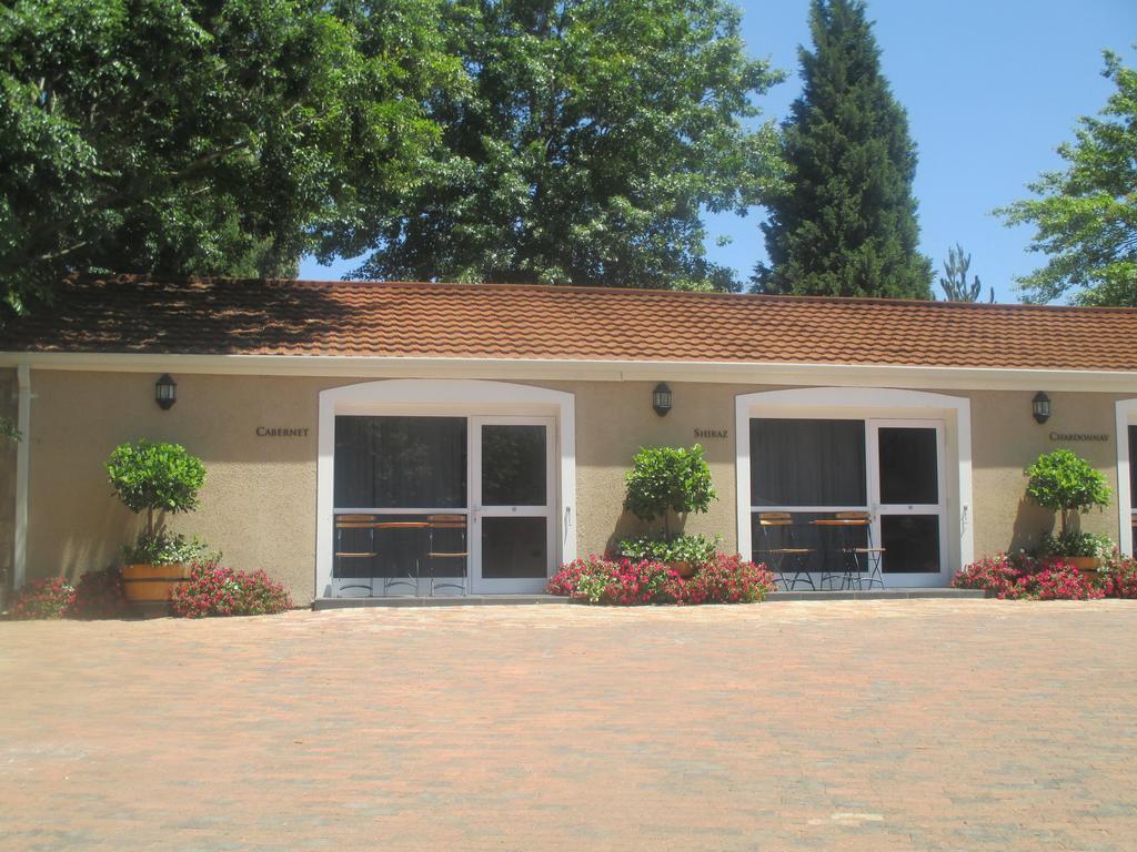 Clos Malverne Wine Estate Stellenbosch Exterior photo